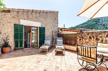 Finca Son Palou, Orient, Mallorca - værelse med egen terrasse.