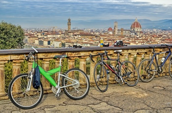 Cykler på Michelangelo pladsen i Firenze