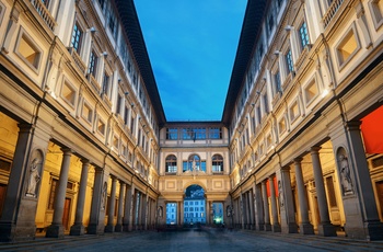 Piazza delgi Uffizi - pladsen ved galleriet i Firenze