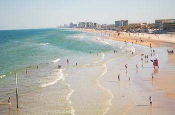 Strandliv på Daytona Beach i Florida, USA