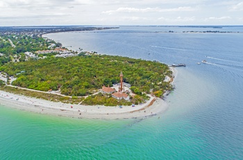 Luftfoto af Sanibel Island og fyrhuset, Florida i USA