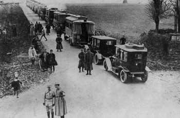 Frankrig, Nanteuil - taxaer fra Paris linet op for at bringe forstærkninger til slaget ved Marne den 6-8 september 1914