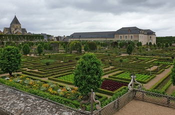 Smukke symmetriske haver ved slottet Château Villandry i Loiredalen, Frankrig