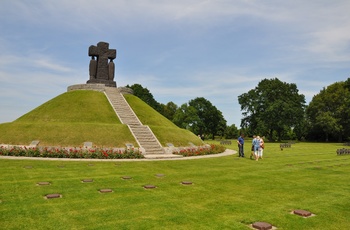 Tysk Krigskirkegård, La Cambe i Normandiet