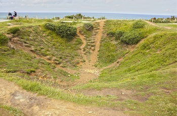 Bombekraterne på Pointe du Hoc i Normandiet 