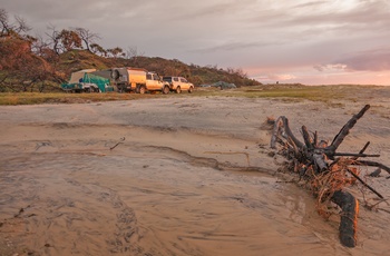 Camping på Fraser Island, Queensland i Australien