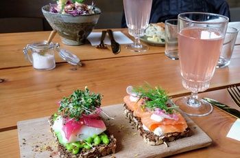 Café Fiskastykkið, Sandavágur - Færøerne
