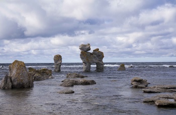 Rauker ved Gamle Hamn på Fårö Gotland