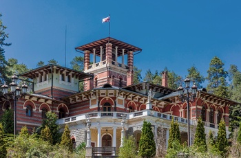 Gammelt palads i Borjomi i Georgien