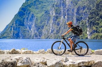 På mountainbike rundt om Gardasøen, Norditalien