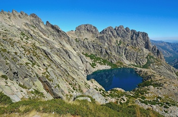 Gletsjersøen Lac de Capitello i Restonica-dalen på Korsika - Frankrig
