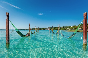 Hængekøjer i Bacalar lagunen - Yucatán-halvøen i Mexico