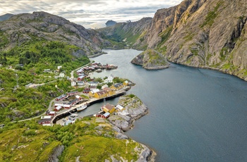 Oversigtsbillede af Nusfjord, Norge - Foto Hallvard Kolltveit