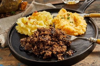 Haggis med kartoffel- og kålrabimos