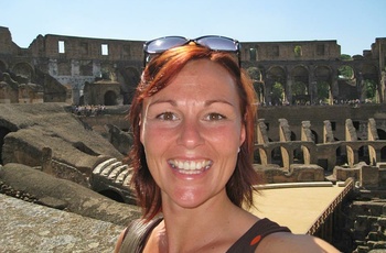 Hanne i Colosseum i Rom - butikschef i Roskilde