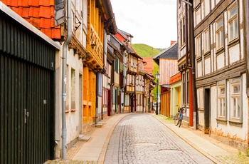 Hyggelig gade i Wernigerode, Harzen i Tyskland