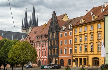 Historiske huse på markedspladsen i Cheb