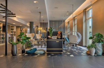 Holiday Inn – The Niu, Ridge Halle Central Station - Lobby