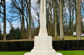 Holland, Arnhem - mindesmærke på Airborne War Cemetery for faldne britiske soldater ved Operation Market Garden