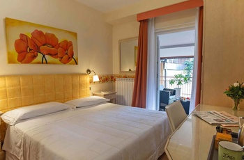 Hotel Jane - Double Room w/ Balcony