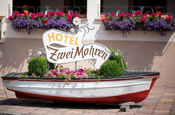 Hotel Zwei Mohren - Facade Detail
