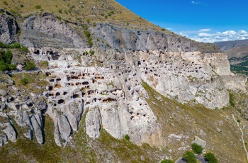 Vardzia, huleby og og klosteret i en klippevæg, Georgien