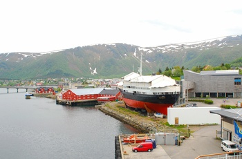 Hurtigrutemuseet i Stokmarknes, Lofoten i Norgnorge - Foto: Jacek Ulinski, Unsplash