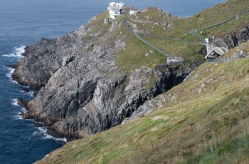 Irland, County Cork - Mizen Head med bro og fyrtårnsbygninger (Foto - Tourism Ireland)