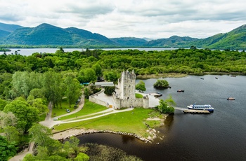 Irland, County Kerry - Ross Castle på kanten af Lough Leane i Killarney National Park