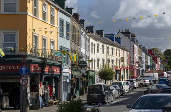 Irland, County Kerry - blik ned af en af gaderne i Kenmare (Foto - Courtesy Failte Ireland)