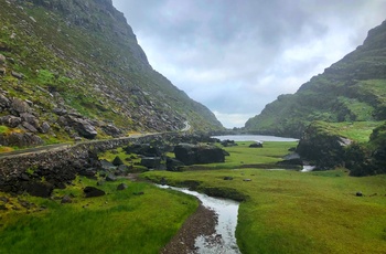 Irland, County Kerry - dramatisk landskab i Killarney National Park