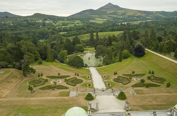 Irland, County Wickloe - udsigt fra Powerscourt Estate over haven mod bjergene (Foto - Courtesy Failte Ireland)