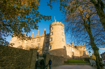 Irland, Kilkenny - Kilkenny Castle and Garden i flot sommervejr (Foto - Courtesy Allen Kiely)