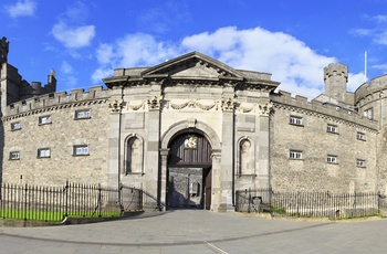 Irland, Kilkenny - indgangen til Kilkenny Castle og Gardens