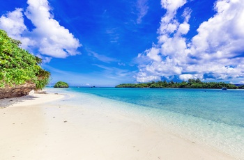 Ishigaki Beach Okinawa - Japan