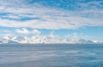 Udsigten fra de geotermiske bade, GeoSea i Island