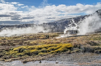 Strokkut Geysir - Island