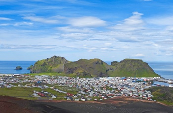 Udsigt ud over Vestmannaeyjar øgruppen, Island