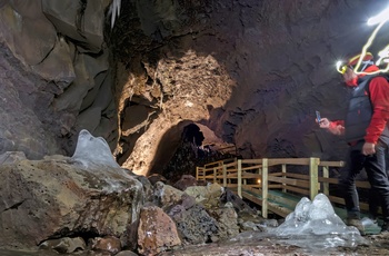 Lavagrotten Vídgelmir i Hallmundarhraun-lavafeltet, Island