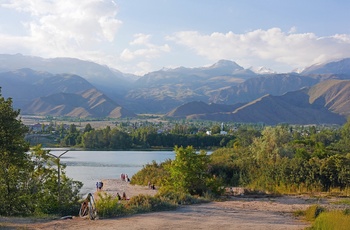 Issyk Kul-søen i Kirgisistan