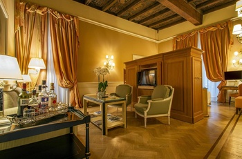 Italien, Bologna - Hotel Corona Doro suite