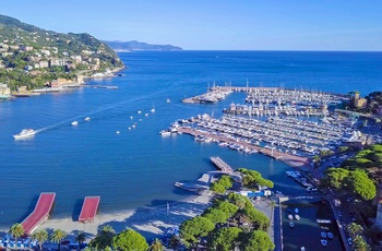 Luftfoto af Rapallo på den italienske Rivier, Ligurien i Italien