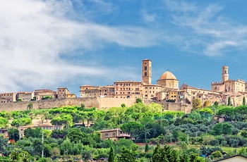 Middelalderbyen Volterra i Toscana