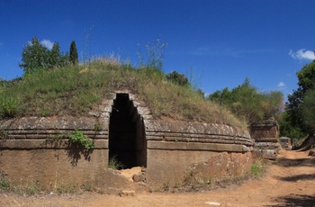 Flot gravkammer i Nekropolis i byen Tarquinia i Umbrien