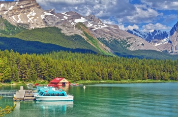 Bådbro ved Maligne Lake i Jasper National Park, Alberta i Canada