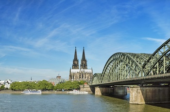 Köln set fra Rhinen