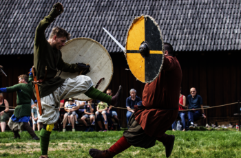 Kampshow Midgard Vikingsenter