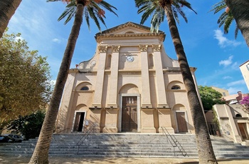 Den Ubesmittede Undfangelses Kirke i L'Ile Rousse, Korsika, Frankrig