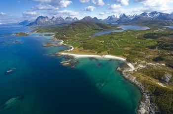 Kjerringøy fra oven Foto: Ernst Furuhatt - Nordlandsmuseet