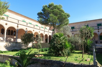 Klosteret Santuari de Cura, Randa, Mallorca, Spanien - klosterhaven